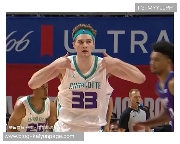 克尼佩尔表现出色14投9中三分命中率高达80助队取得胜利